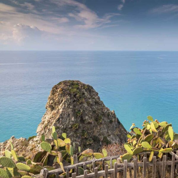 Capo Vaticano — belvedere e calette